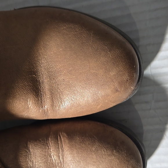 UGG ariat chestnut boots - Picture 4 of 8